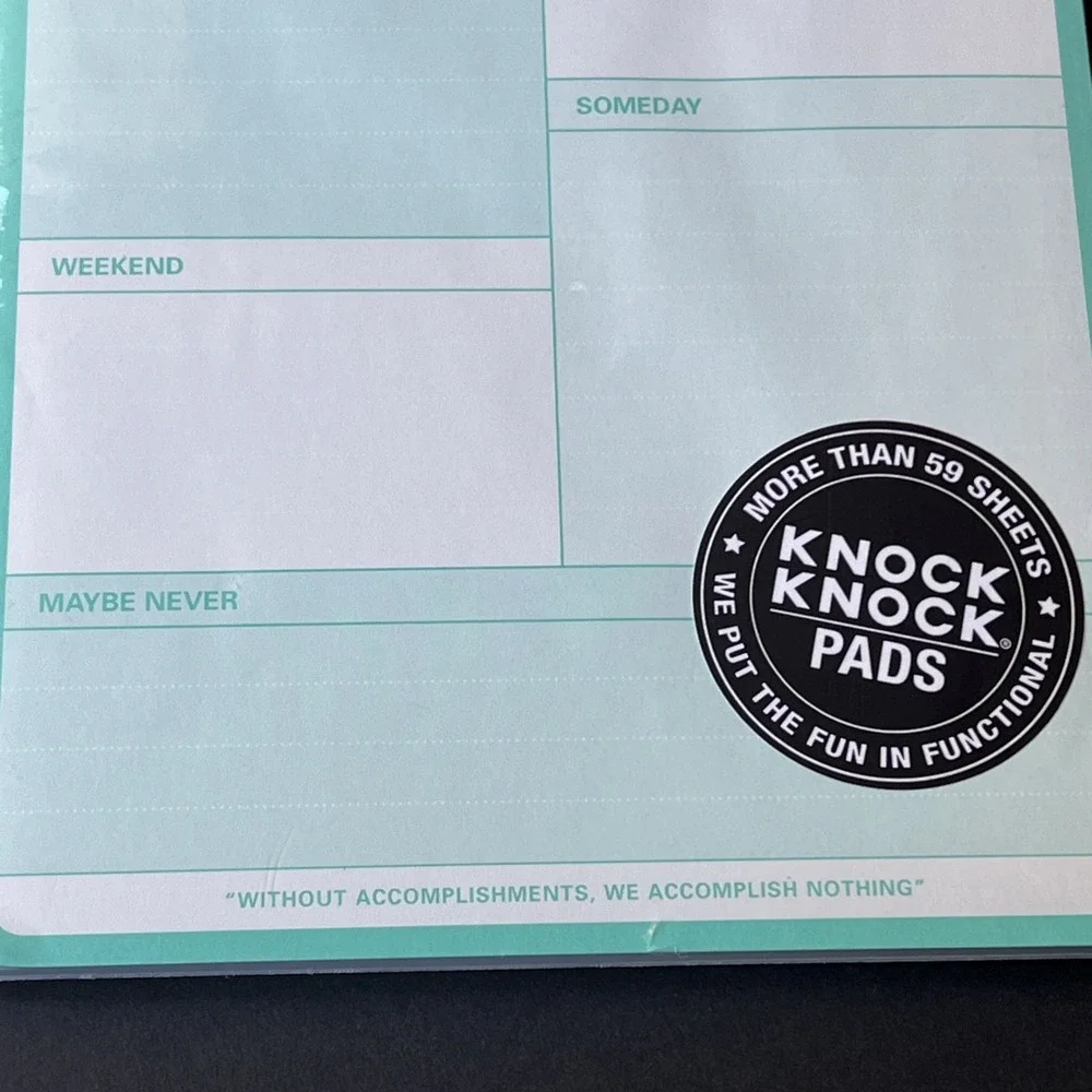Knock Knock Funny Pad Accomplish 60 Sheets Notepad In Plastic 2015 New Old Stock